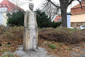 Oskar-Schindler-Denkmal in Hildesheim